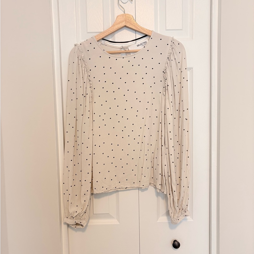Chic Cream Polka Dot Blouse